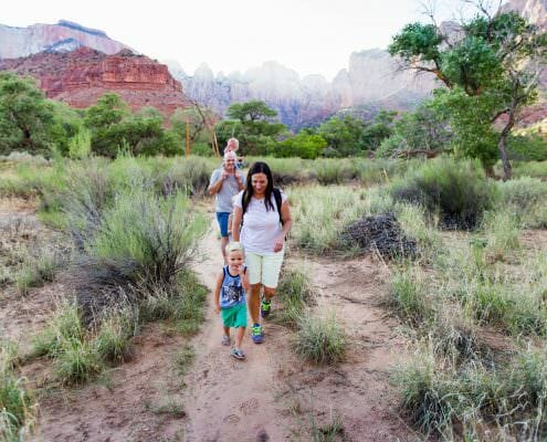 Photographing family friendly hike in Zion