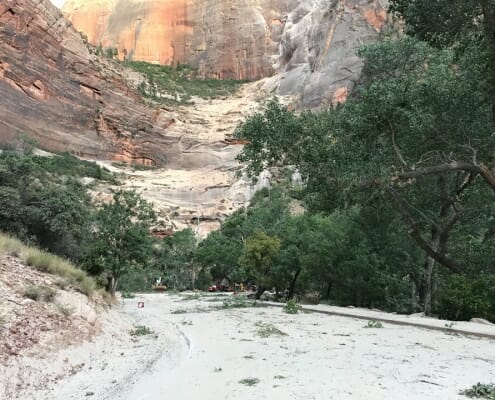 Weeping Rock closed after rockfall leaves hikers stranded